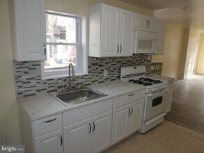 4033 Filbert St in Philadelphia, PA - Foto de edificio - Building Photo