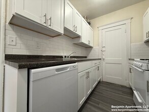 440 Park Dr, Unit 30 in Boston, MA - Building Photo - Building Photo