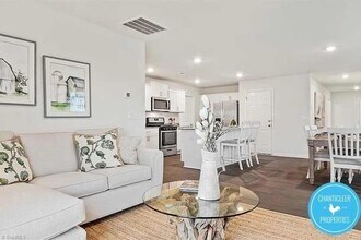 1915 Puffin Dr in Haw River, NC - Foto de edificio - Building Photo