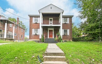1136 Franklin Ave in Cincinnati, OH - Building Photo