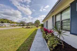 18302 SE Eagle Ln in Jupiter, FL - Building Photo - Building Photo