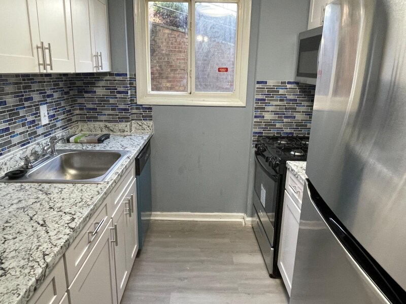 7178 Donnell Pl in Forestville, MD - Foto de edificio