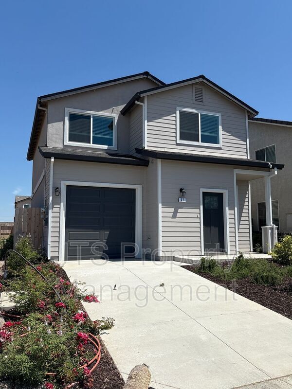 47 Brookbay Way in Sacramento, CA - Building Photo - Building Photo