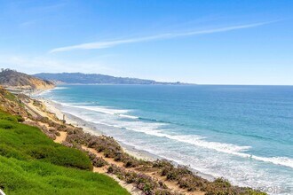 270 Surfview Ct in Del Mar, CA - Building Photo - Building Photo