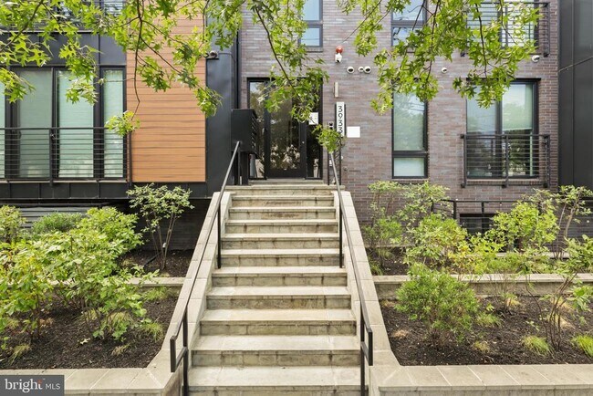 3933 14th St NW in Washington, DC - Building Photo - Building Photo