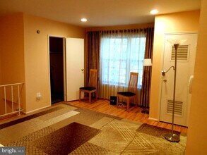 441 Tomlinson Rd-Unit -E16 in Philadelphia, PA - Building Photo - Building Photo