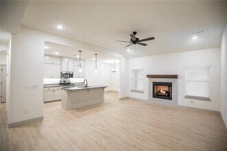 949 Cook St in Pea Ridge, AR - Building Photo - Building Photo