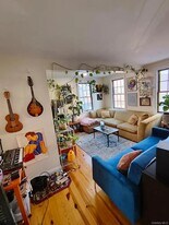 1009 Brown St in Peekskill, NY - Building Photo