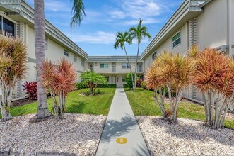 236 Monaco Way in Delray Beach, FL - Building Photo - Building Photo