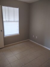 2216 Grand Cayman Ct in Kissimmee, FL - Building Photo - Building Photo