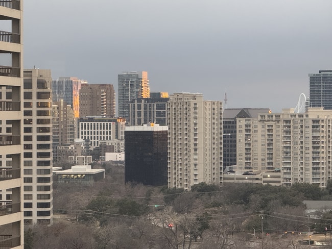 3883 Turtle Creek Blvd in Dallas, TX - Foto de edificio - Building Photo