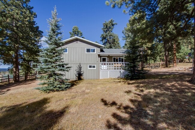 property at 1040 Forest Hill Rd