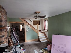 304 Main St in Hellertown, PA - Building Photo - Building Photo