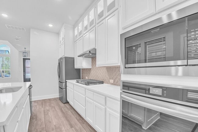 property at 11242 Buchanan Cvs Ln