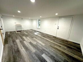 6184 Poketa Rd in Verona, PA - Building Photo - Building Photo