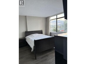 6611 Minoru Blvd in Richmond, BC - Building Photo - Building Photo