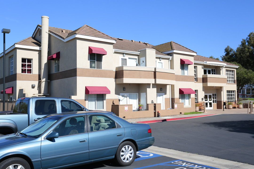 Mariposa Villa in Irvine, CA - Building Photo