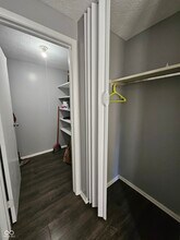 9459 Timber View Dr in Indianapolis, IN - Building Photo - Building Photo