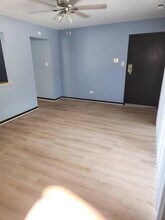 1881 Michigan City Rd, Unit 1E in Calumet City, IL - Foto de edificio - Building Photo