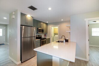 1616 Jupiter Rd in Venice, FL - Building Photo - Building Photo