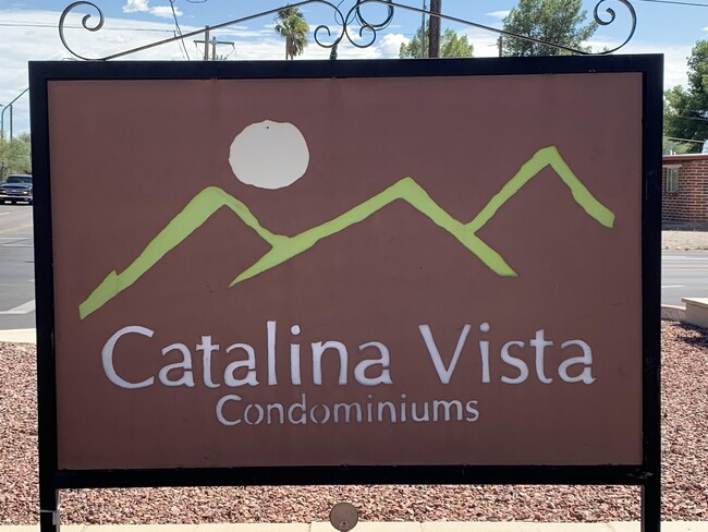 property at 2861 N Columbus Blvd