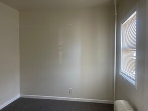 242 Union Ave, Unit 2ND FLOOR in Paterson, NJ - Building Photo - Building Photo