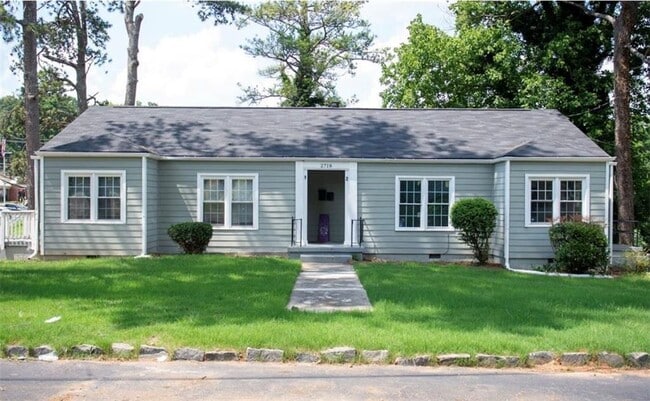 property at 2718 Miles Cir