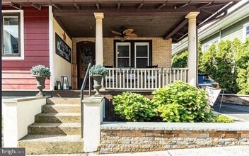 62 S Hamilton St in Doylestown, PA - Building Photo - Building Photo