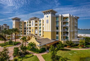 Sunset Pointe at Collany Key in Tierra Verde, FL - Building Photo