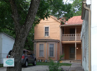 502-510 E Guenther St in San Antonio, TX - Building Photo - Building Photo