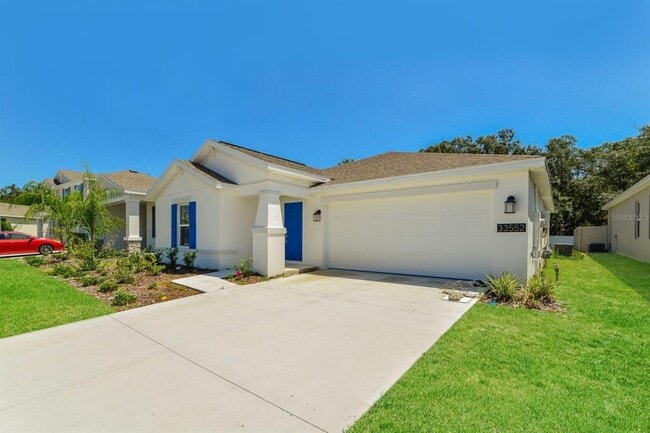 33552 Sky Blossom Cir in Leesburg, FL - Foto de edificio - Building Photo
