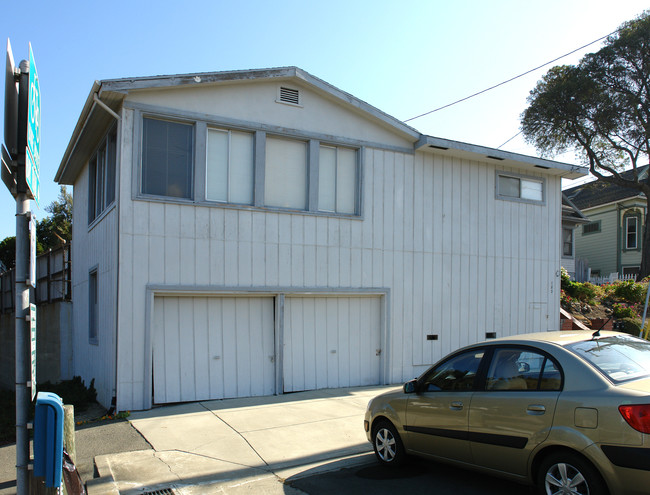 179-183 W F St in Benicia, CA - Foto de edificio - Building Photo