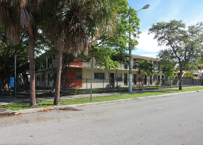 3101 NW 5th Ave in Miami, FL - Building Photo - Building Photo