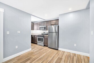 25 Middleton St-Unit -3 in Boston, MA - Building Photo - Building Photo