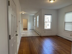 14 Creighton St, Unit 2 in Boston, MA - Building Photo - Building Photo