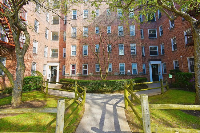 property at 766 Bronx River Rd