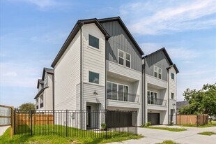 3603 Mt Pleasant St in Houston, TX - Building Photo