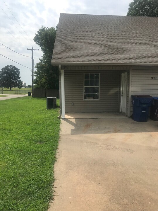 3301 N 25th St-Unit -3301 N. 25TH STREET A in Fort Smith, AR - Building Photo