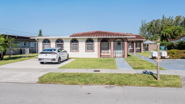 1020 SW 84th Ave, Unit 2