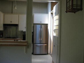 98 Briar Rd in Kentfield, CA - Foto de edificio - Building Photo