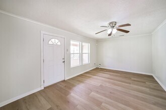 1510 Tarley St, Unit 1 in Houston, TX - Building Photo - Building Photo