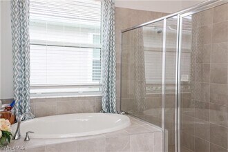 2525 Kona Wy in Naples, FL - Building Photo - Building Photo
