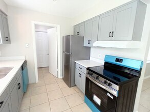 2427 Chase Ave in Sanford, FL - Building Photo - Building Photo