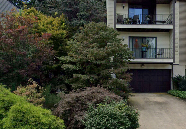 532 Gia Cir, Unit Apartment B