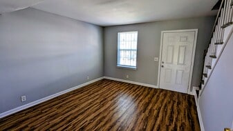 2548 Highland Trace Dr in Nashville, TN - Building Photo