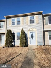 3366 Longbow Ct, Unit 0404-D in Woodbridge, VA - Building Photo - Building Photo