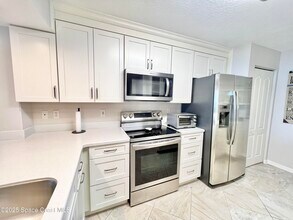 425 Buchanan Ave in Cape Canaveral, FL - Building Photo - Building Photo