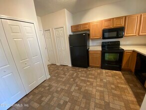 445 Scrub Jay Dr in St. Augustine, FL - Foto de edificio - Building Photo