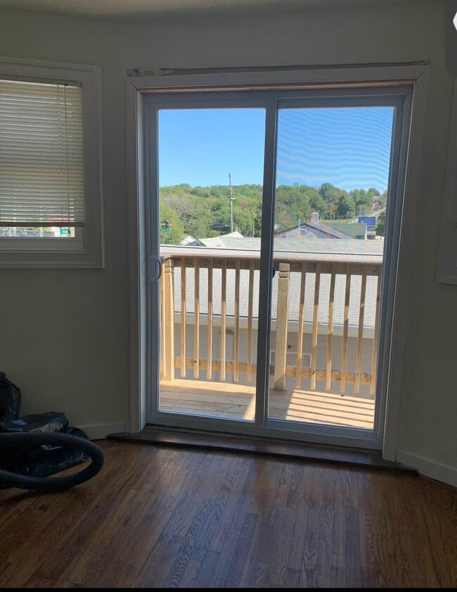 304 N Maryland Ave, Unit #2