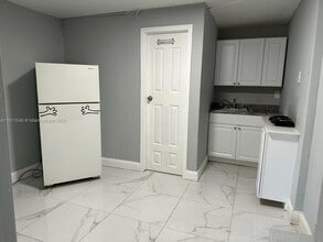 11 SW 13th Ave in Delray Beach, FL - Building Photo - Building Photo